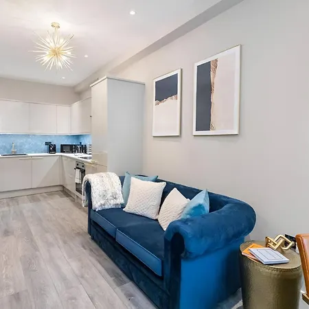 Stunning London Flat With Jacuzzi Bath Apartment Exterior photo